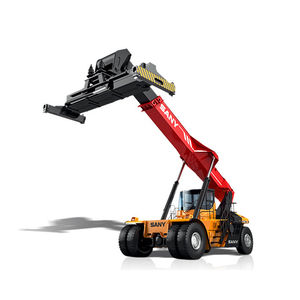 Teleskoplader für Containertransport 1