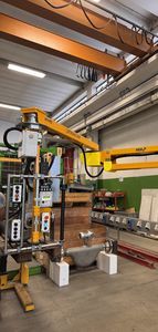 Manipulator mit elektronischer Bedienung 1