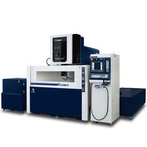 Erodiermaschine / wire EDM