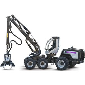Holzerntemaschine mit Gummireifen 1