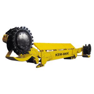 Continuous Miner mit Deckenschlagschrauber