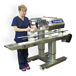 halbautomatische Siegelmaschine