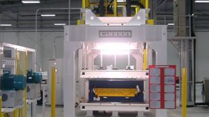 Presse für die Automobilindustrie