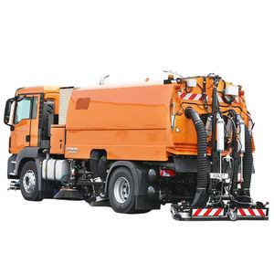 LKW-montierte Kehrsaugmaschine