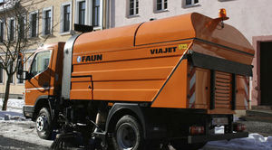 Straßenkehrmaschine