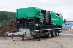 mobile Siebmaschine / für Müll / für Holz / zur biologischen Behandlung von Abfällen