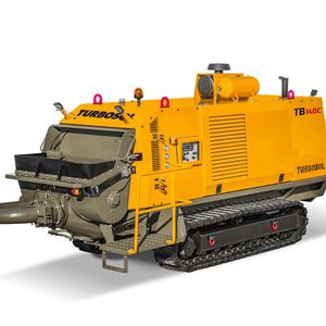 Betonpumpe auf Raupen