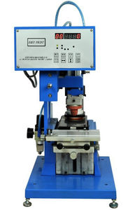 Tampondruckmaschine mit geschlossenem Farbgebersystem
