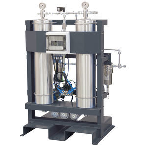 Trockner für komprimiertes Helium / durch Adsorption mit Wärme