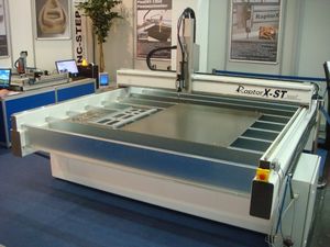 CNC-Fräsmaschine / 3-Achs / vertikal / Portal / kompakt