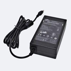Adapter-Stromversorgung 1
