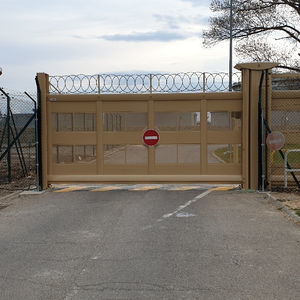 Fußgängertor 1