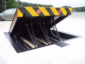 hydraulischer versenkbarer Poller 1