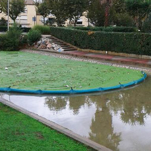 schwimmende Ölsperre