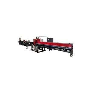 Laser-Schneidemaschine