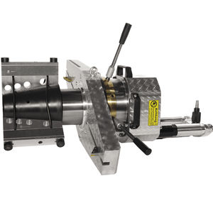 Produktbild von Spengler Werkzeug Mini Pneumatische Anfasmaschine, Tragbare 45 Grad Bogen Luftschrägemaschine Mit Ersatzklingen Für Metalltrimmen, Fasen Entgraten (8 C Einsätze + 4 Lager Deburring Tool