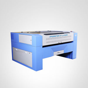 CO2-Laser-Schneidemaschine