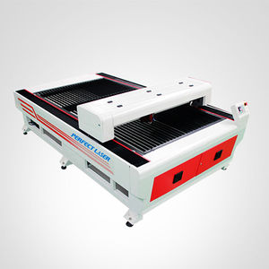 CO2-Laser-Schneidemaschine
