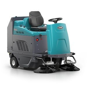 Aufsitzkehrmaschine