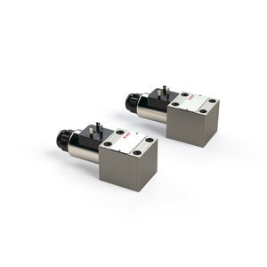 Hydraulik-Wegeventil / mit Klappe