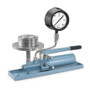 hydraulischer Kolbenmanometer