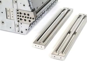 Coextrusions-Werkzeug / Flachfolien 1