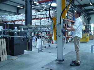 Manipulator mit Saugnapf 1