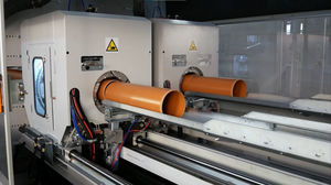 Abzug und Schneidanlage für Rohr-Extrusionsanlage 1