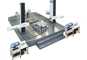 Koordinatenmessmaschine mit 2 Horizontalarmen 1