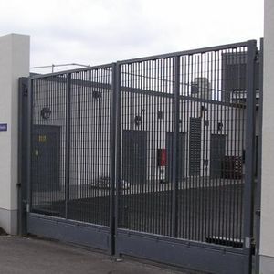 schwenkbares Eingangstor