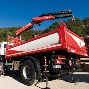 LKW-montierter Kran 1
