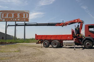 LKW-montierter Kran 1