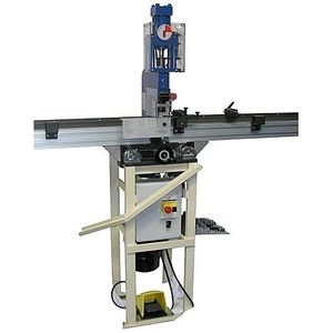 Stanzmaschine für Aluminiumprofile 1