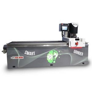 Schleifmaschine für Klingen