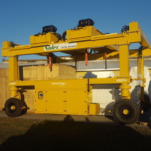 Portalhubwagen mit Gummireifen