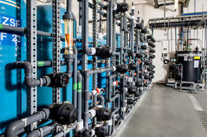 Abwasserreinigungsystem mit sequentiellem unterbrochenem Reaktor 1
