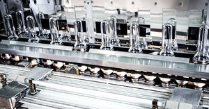 Streckblasformmaschine / für Flaschen / für die Getränkeindustrie