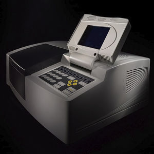 UV-Vis-Spektralphotometer 1
