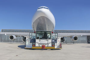 Flugzeugschlepper 1