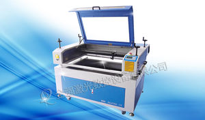 Lasergraviermaschine