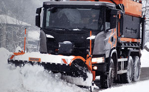 Schneepflug für leichte Fahrzeuge