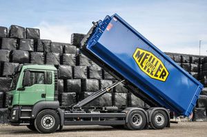 Abrollkipper mit LKW Haken