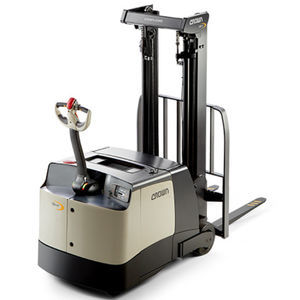 elektrischer Stapler 1