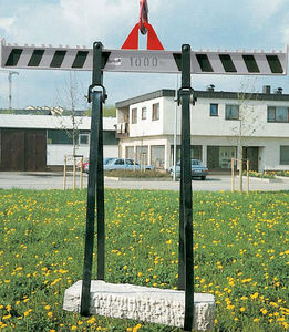 verstellbare Lasttraverse 1