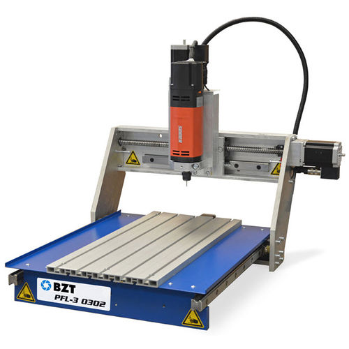 CNC-Fräsmaschine / 3-Achs - PFL-3 0302  - BZT Maschinenbau GmbH - universell / Brücken / inkl. Gestell