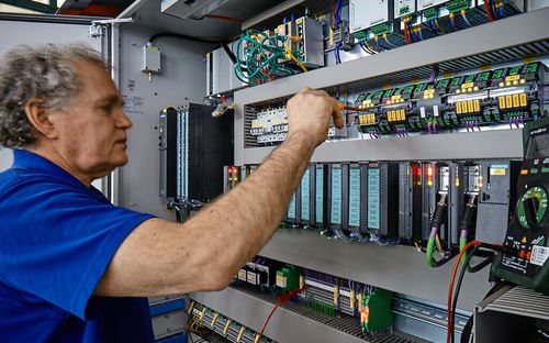 Steuerungsschaltschrank - NATUS GmbH & Co. KG - maßgefertigt