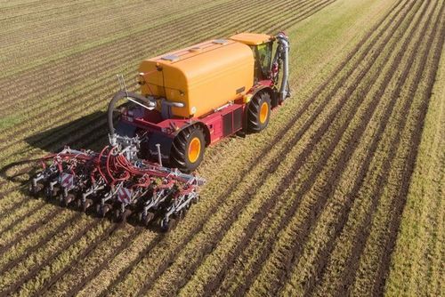 Streuwagen mit Dreipunktanbau - XTill® - Vogelsang
