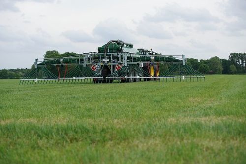 Streuwagen für Traktoranbau - SwingUp - Vogelsang