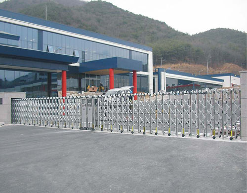 Motorisiertes Eingangstor - Gandhi Automations Pvt Ltd