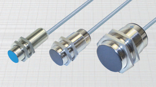 Induktiver Näherungssensor - DCA18/4A09KST3GD - BDC ELECTRONIC S.r.l. - magnetisch-induktiv / zylinderförmig / M30
